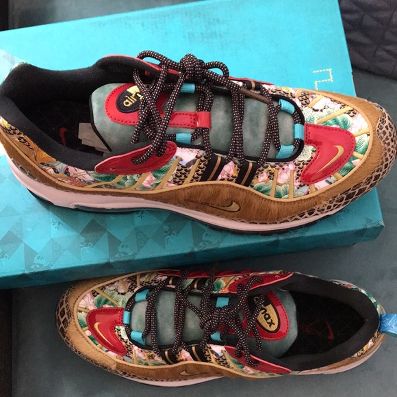 Air Max 98 Chinese New Year 2019 - Picture 9 of 11